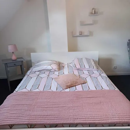 5mn Du Chateau De La Trye 15mn Aeroport De Beauvais Maison 84m2 Holiday home Hermes