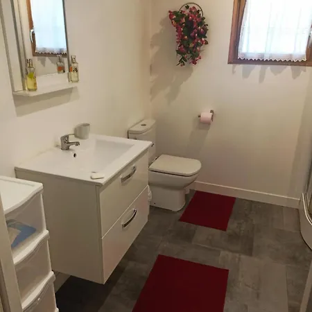 5mn Du Chateau De La Trye 15mn Aeroport De Beauvais Maison 84m2 Holiday home *