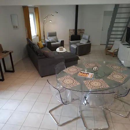 Tatil Evi Maison 2 4 Lits 15mn Aeroport De Beauvais 5mn Du Chateau De La Trye