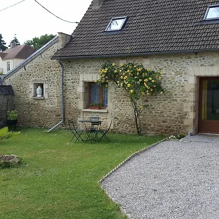 5mn Du Chateau De La Trye 15mn Aeroport De Beauvais Maison 84m2 *