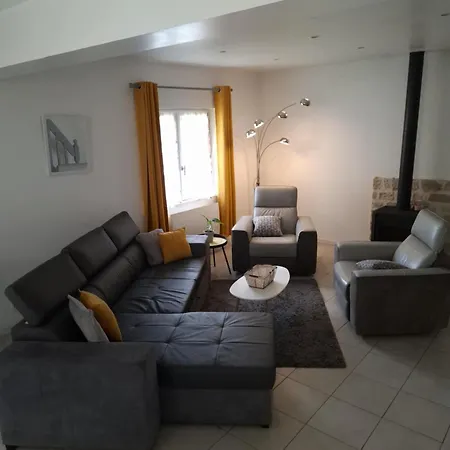 5mn Du Chateau De La Trye 15mn Aeroport De Beauvais Maison 84m2 Holiday home Hermes