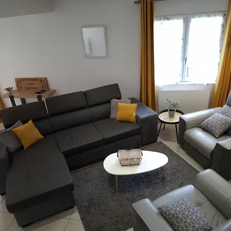 5mn Du Chateau De La Trye 15mn Aeroport De Beauvais Maison 84m2 *